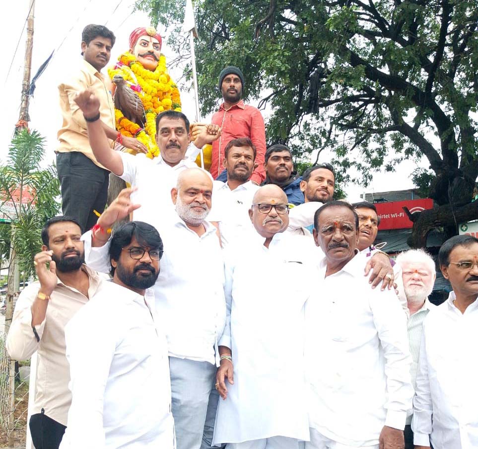 బహుజన వీరుడు సర్దార్ సర్వాయి పాపన్న గౌడ్