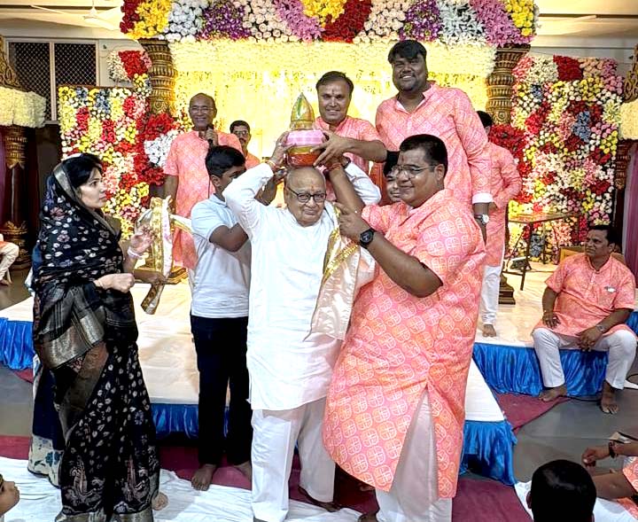 రూ. 2లక్షల 52వేలకు లడ్డూ వేలం
