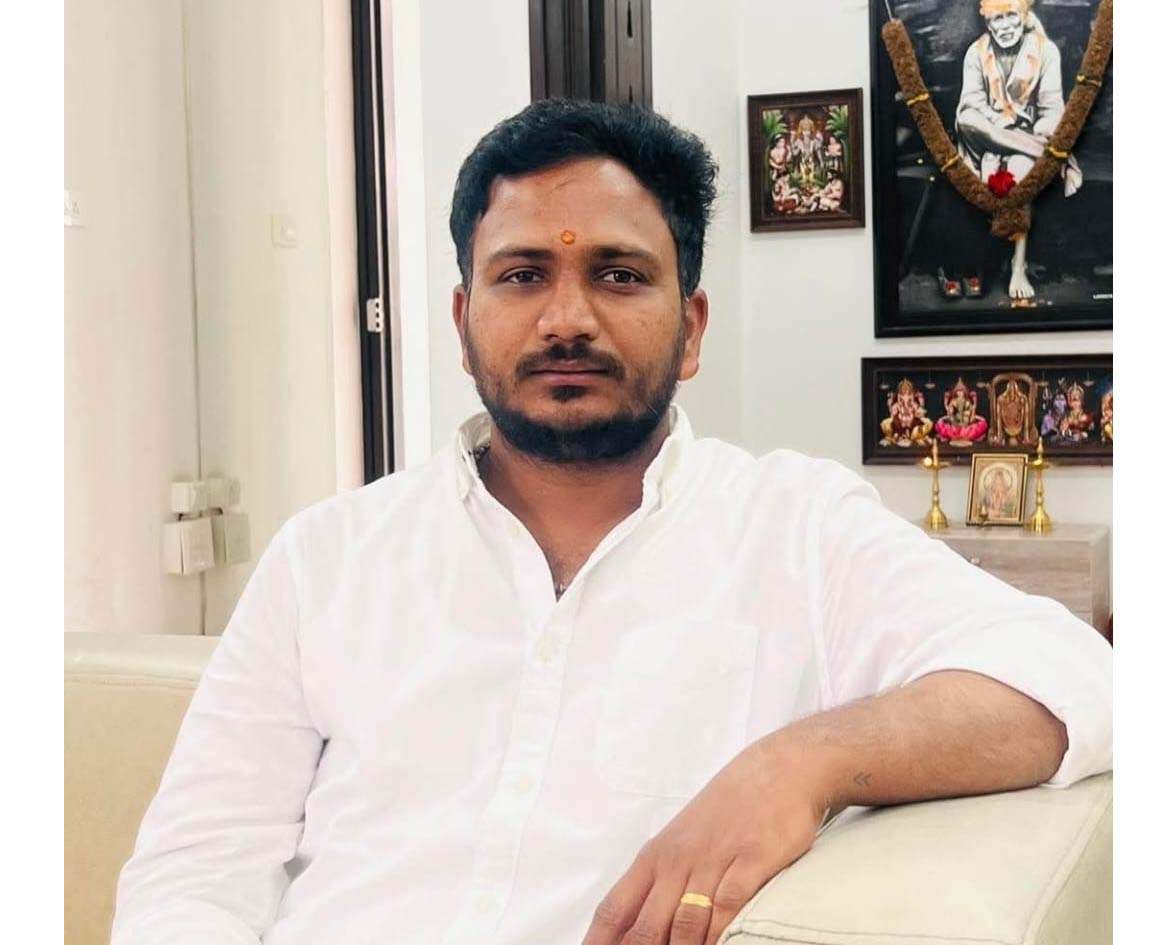 మత్తు వీడి.. చూడండి..!