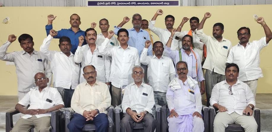 బీసీలకు రిజర్వేషన్లు అమలు చేయాలి