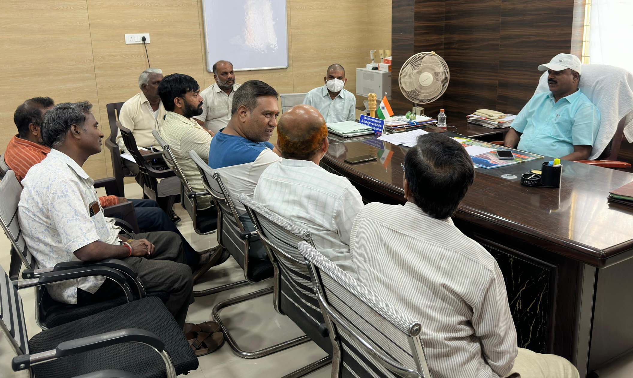 టపాసుల దుకాణాలపై నిషేధం..!
