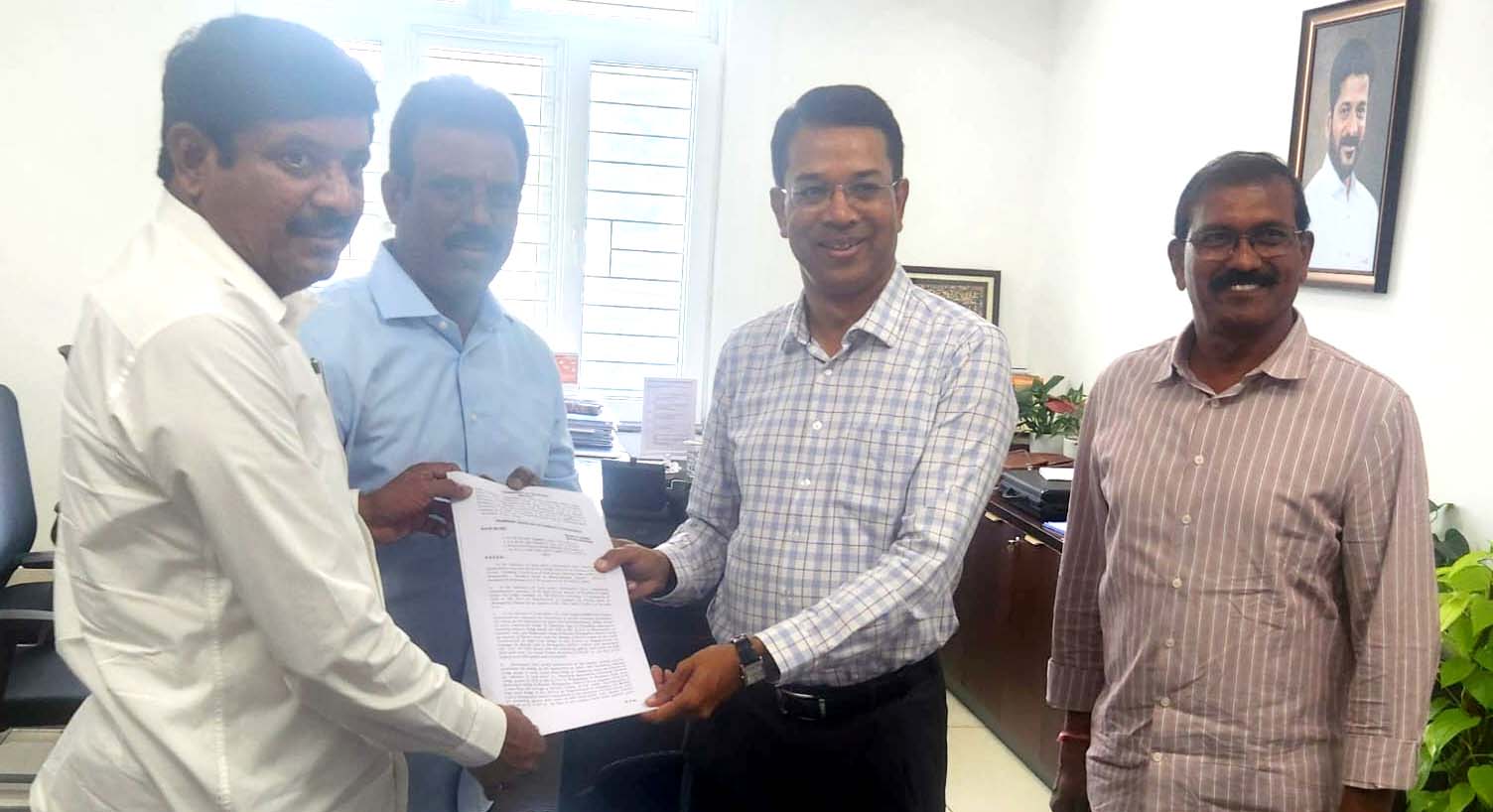 బైపాస్.. పరిహారం మంజూరు చేయండి