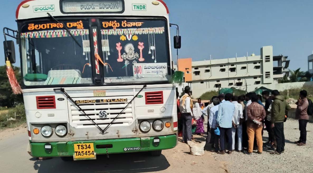 ఆర్టీసీ బస్సుకు తప్పిన ప్రమాదం..!