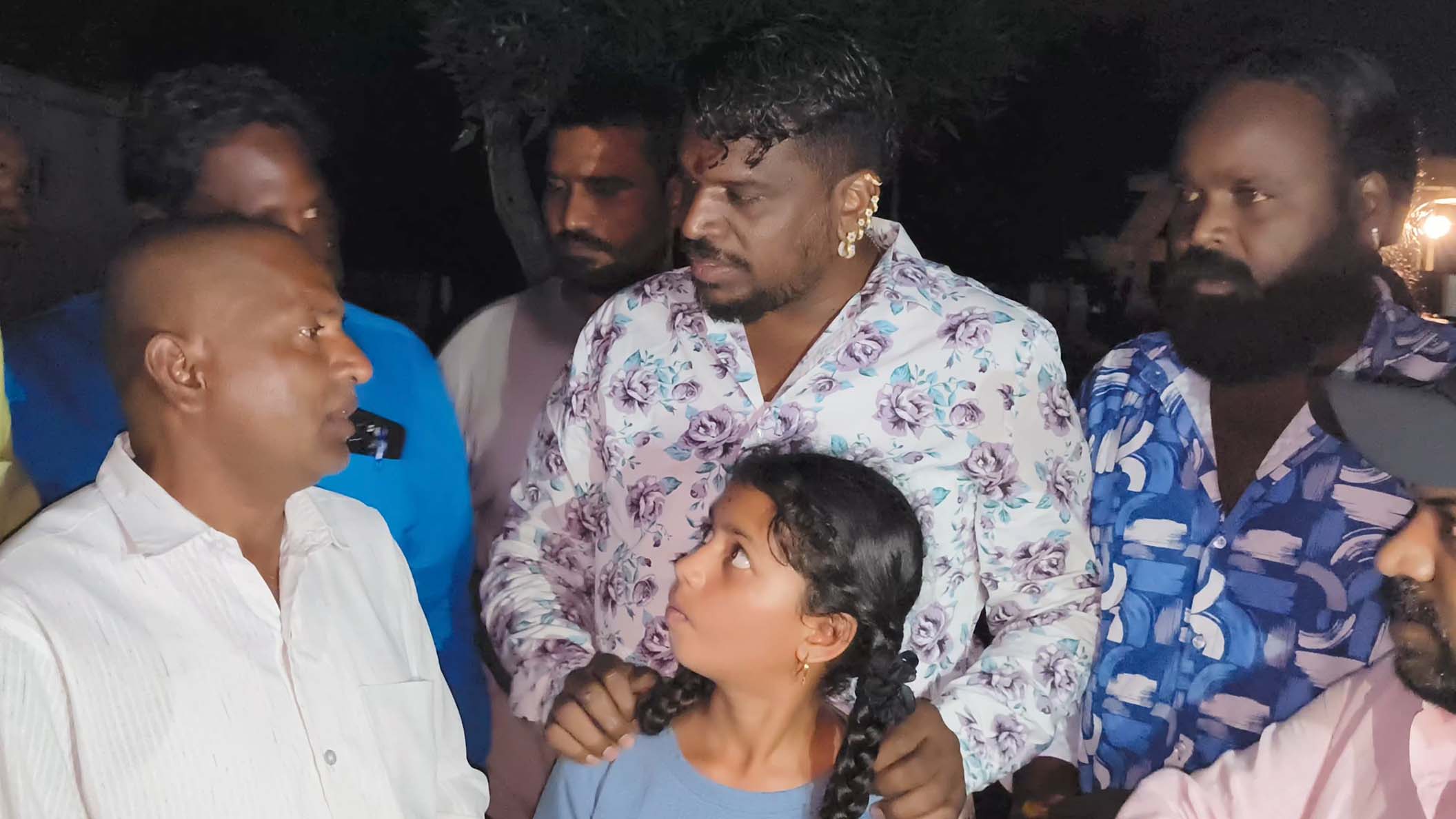 ఎల్లన్న ఆధైర్య పడకు.. మేముంటాం..!