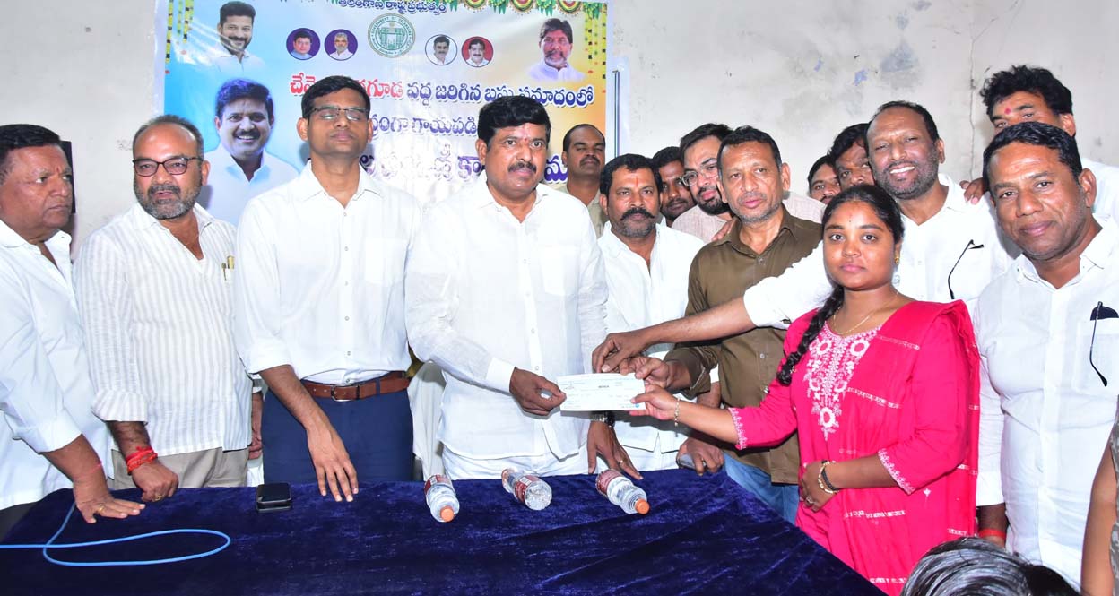 ఆర్టీసీ ప్రమాద బాధితులకు ప్రభుత్వం అండ
