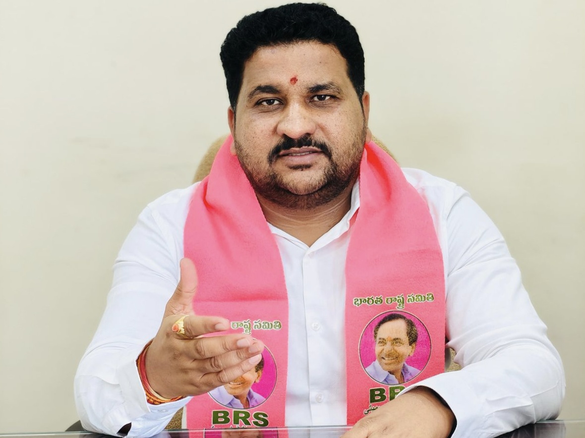 కేసులు పెట్టడం హేయం..!