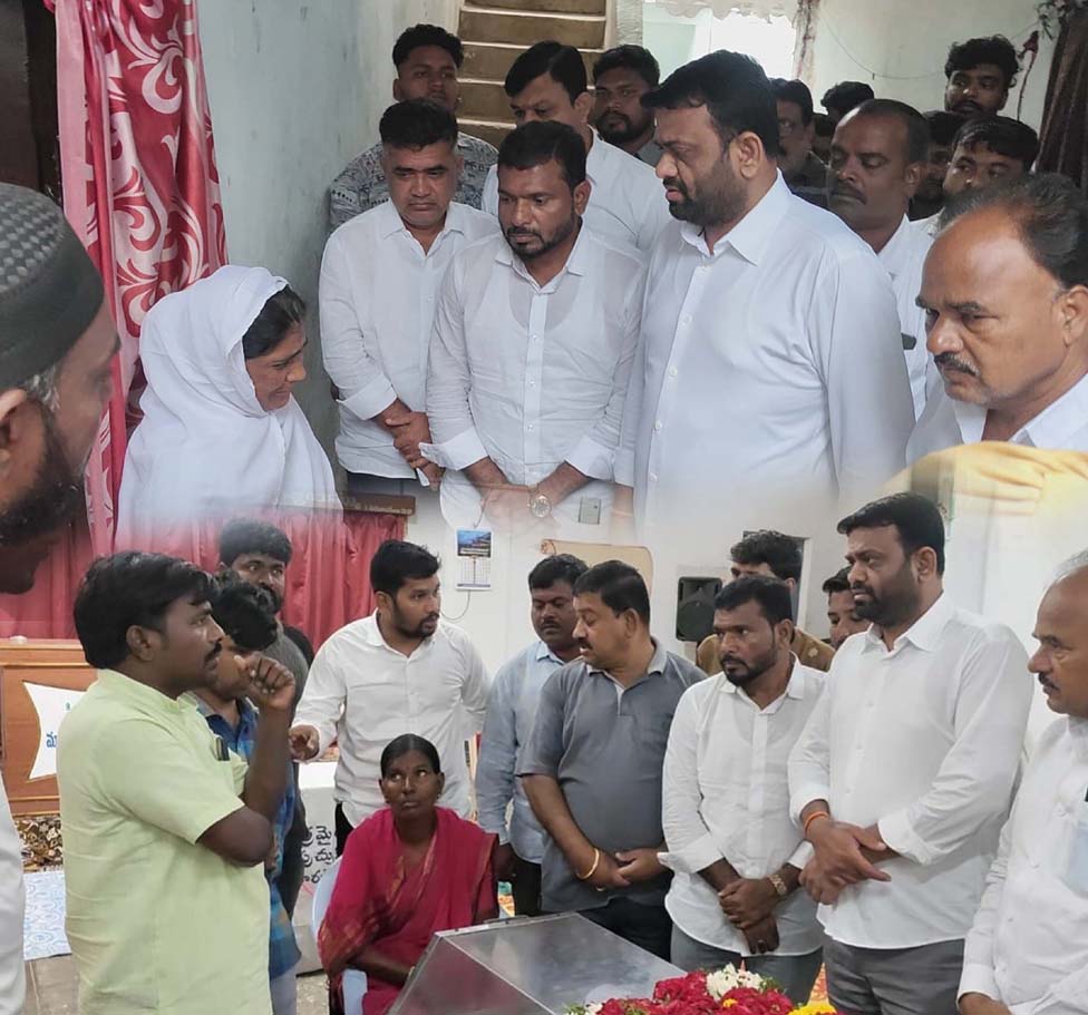కుటుంబాల బాధ తీర్చలేనిది..!