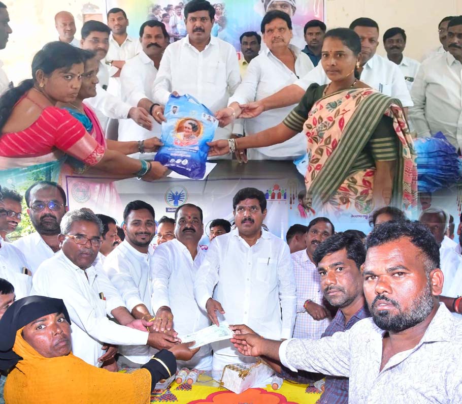 మహిళలను కోటీశ్వరులను చేయడమే ప్రభుత్వ ధ్యేయం