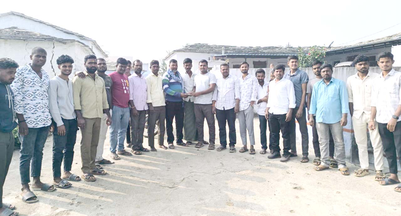 గల్లీ బాయ్స్ మానవత్వం..!