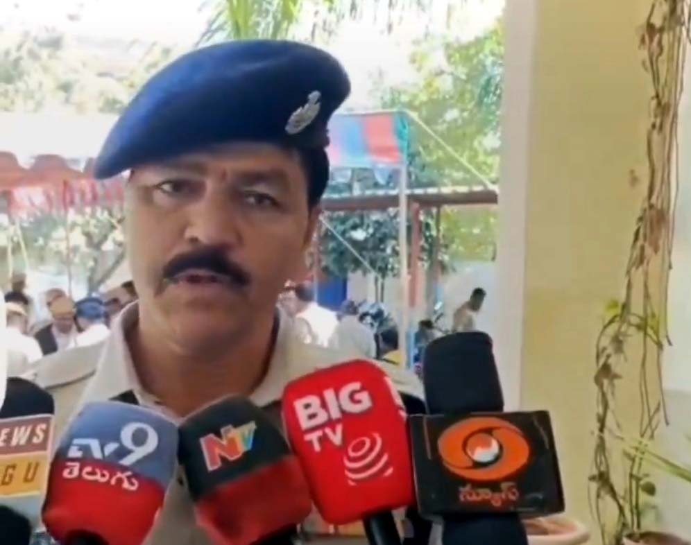 పంచాయతీ ఎన్నికలకు పటిష్ట ఏర్పాట్లు