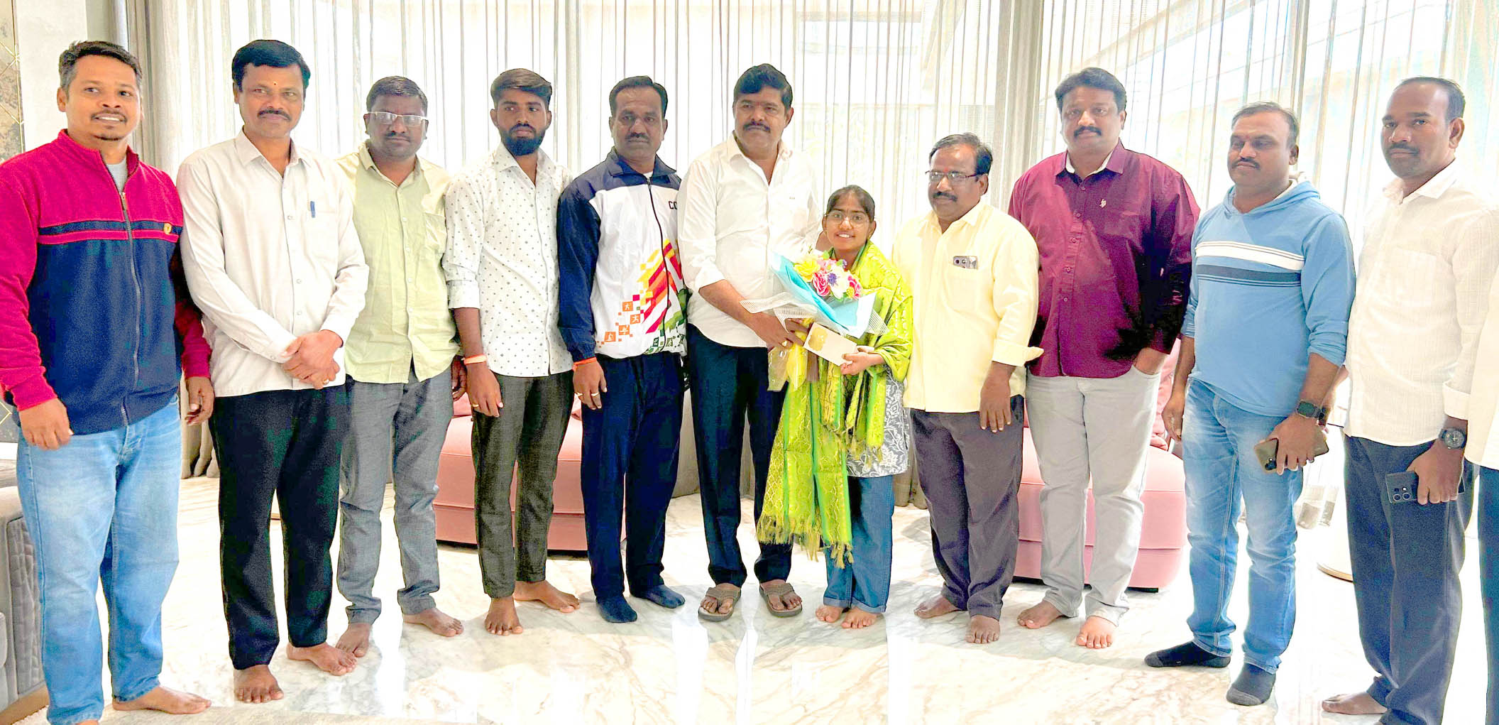 జాతీయ స్థాయిలో రాణించాలి