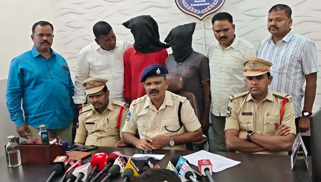 ఒక్క క్లూ కూడా లేదు..!