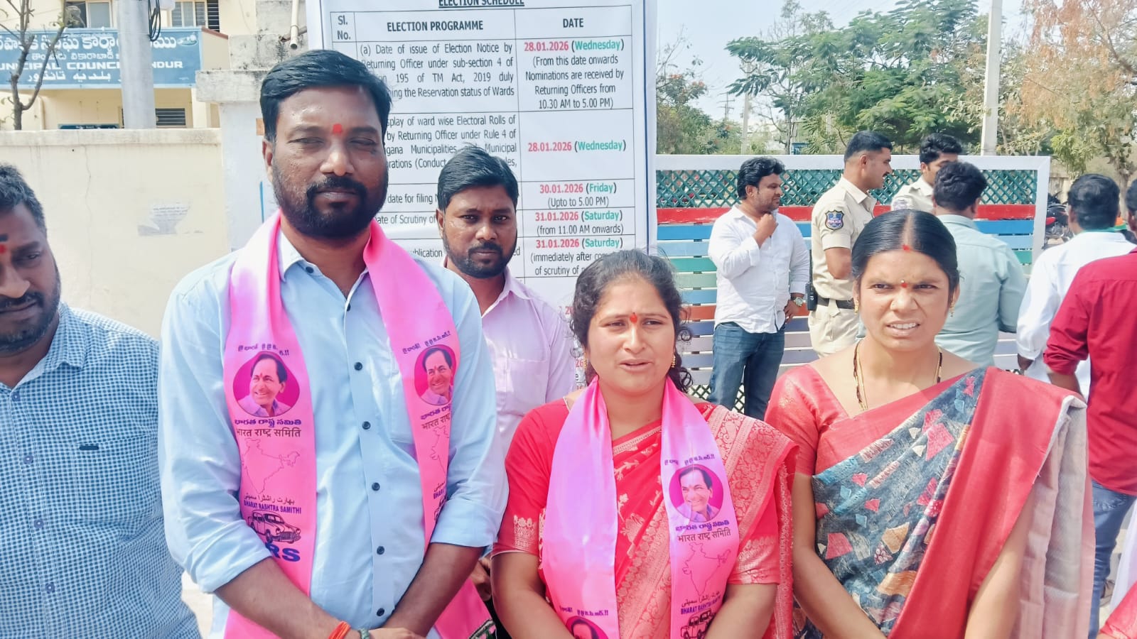 ప్రజాదారణ బీఆర్ఎస్ పార్టీకే..!