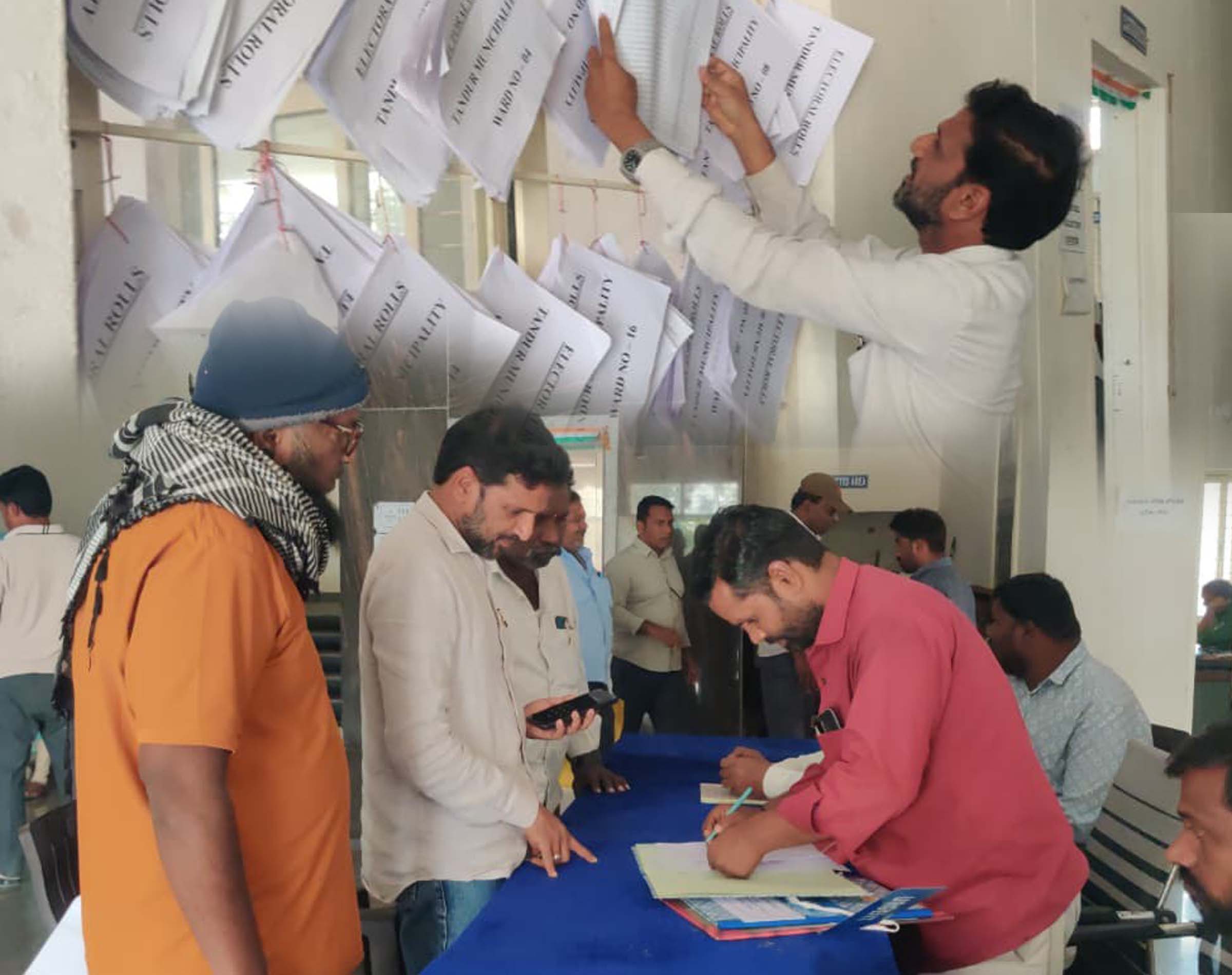 డబుల్, బోగస్ ఓటర్లను తొలగించాలి
