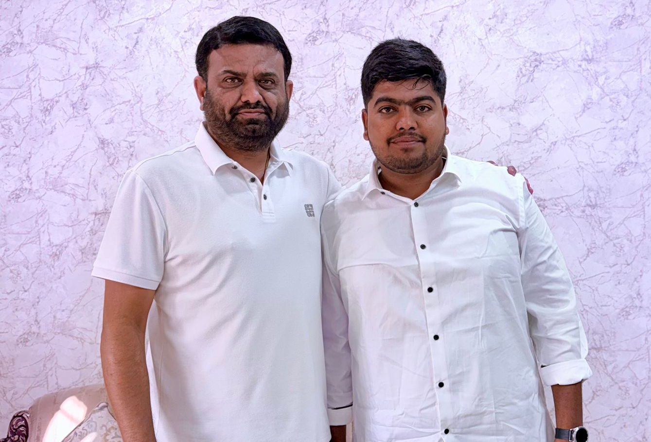 పట్టణంలో పల్లె ఓటర్లను తొలగించాలి
