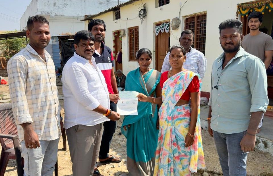 సీఎంఆర్ఎఫ్ పథకం పేదలకు భరోసా