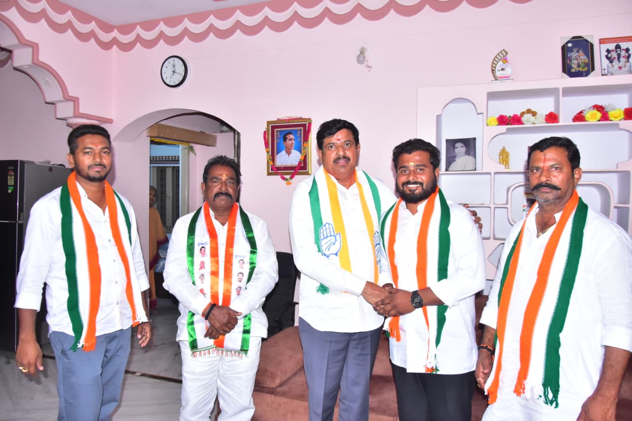 కాంగ్రెస్ పార్టీలో చేరిన బీఆర్ఎస్ నేత