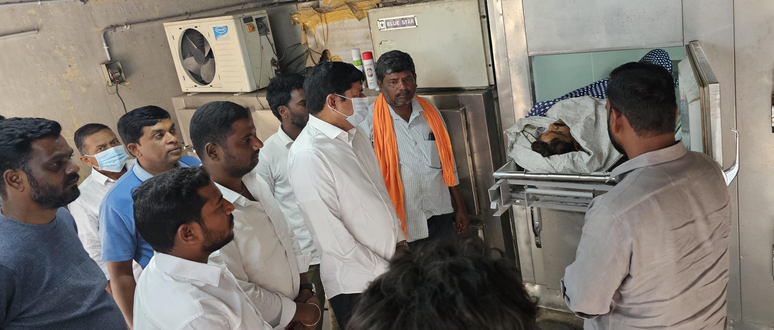 పటేల్ ప్రవీణ్ కు ఎమ్మెల్యే నివాళులు..!