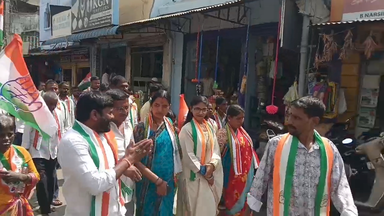 గెలిపించండి.. అన్నికష్టాలు తీరుస్తా..!