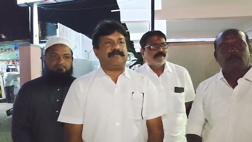 ఎమ్మెల్యే, సోదరునిపై కేసులు నమోదు చేయండి