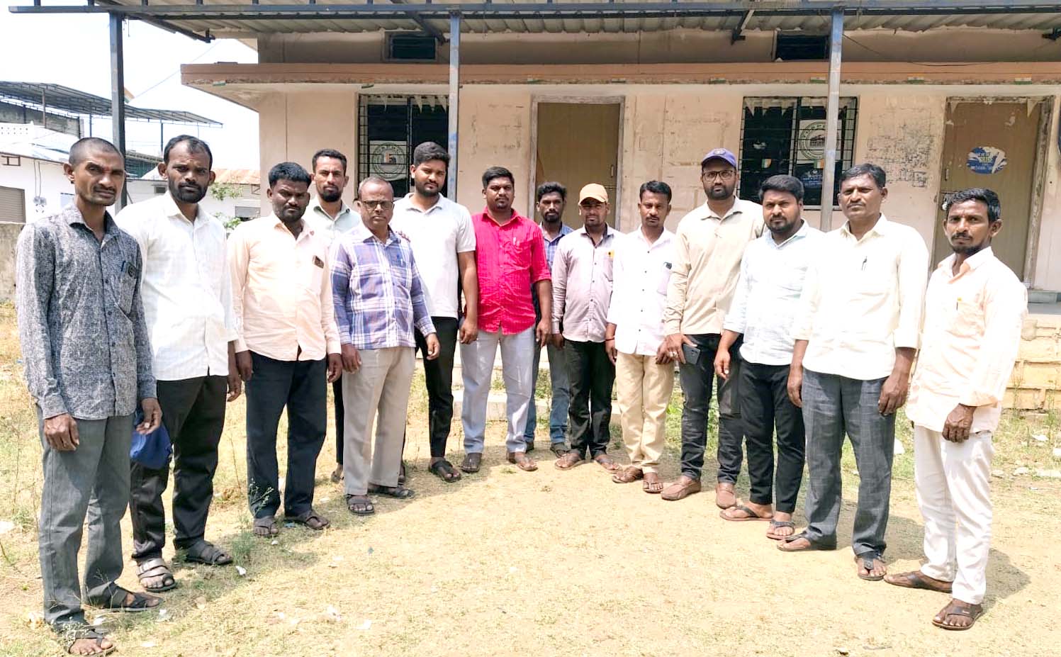 స్పాట్‌ బిల్లర్స్‌ డిమాండ్లు పరిష్కరించాలి