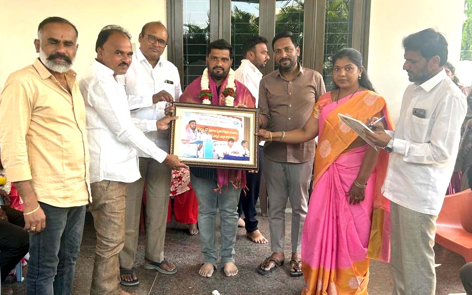 ప్రజా సేవే ధ్యేయం..!