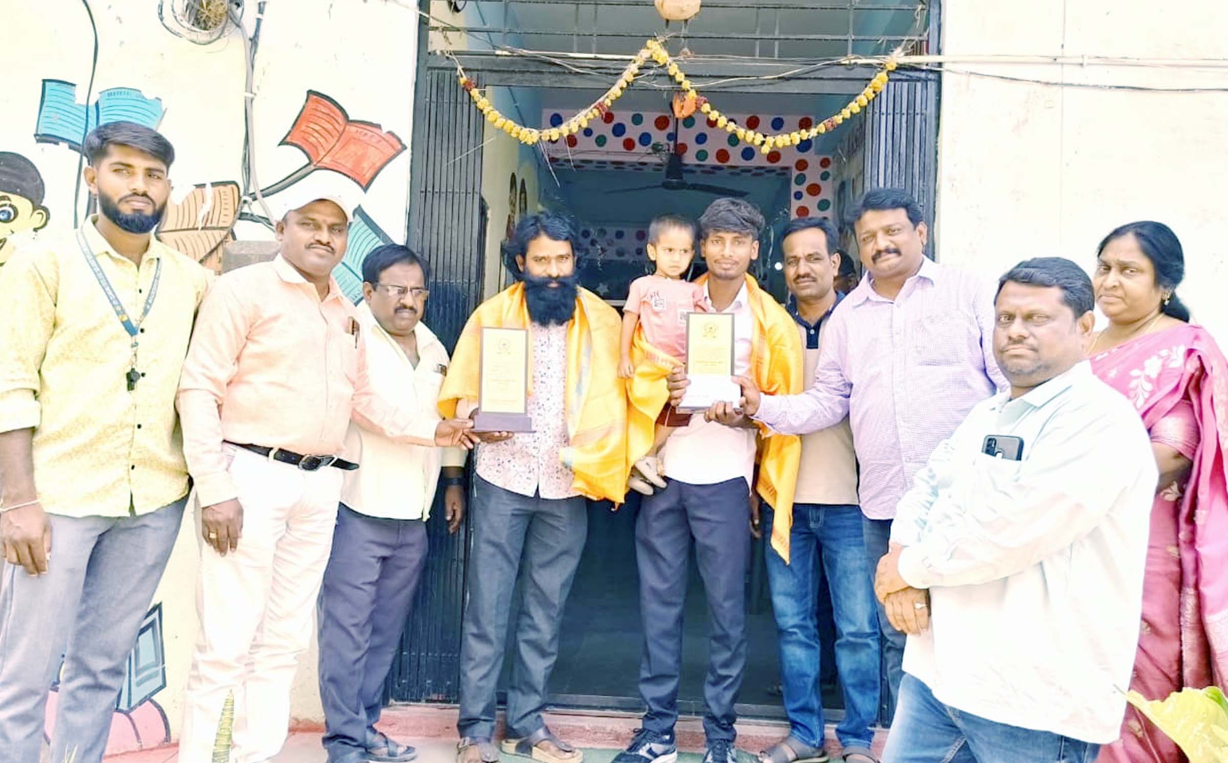 దేశానికి పతకాలు సాధించాలి