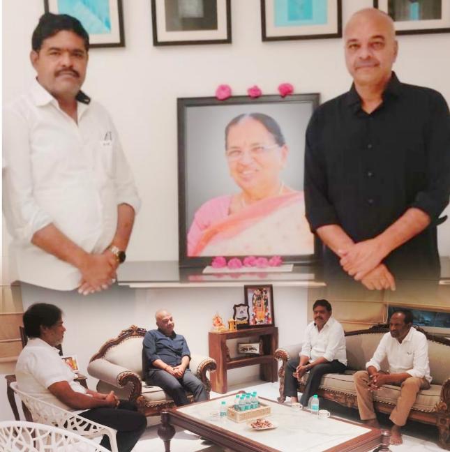 మాజీ ఎంపీ డా. రంజిత్ రెడ్డికి బీఎస్ఆర్ పరామర్శ