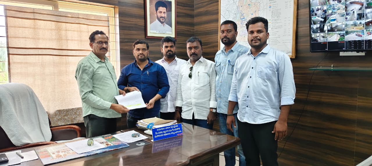 ప్రభుత్వ భూమిలో అక్రమాలు బయటపెడతాం
