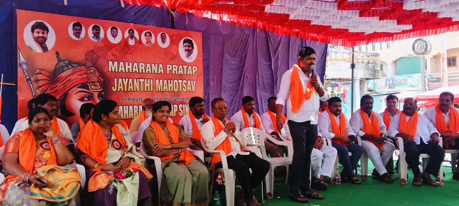 మహారాణా ప్రతాప్‌ చరిత్రను పాఠ్యాంశాలలో చేర్చాలి