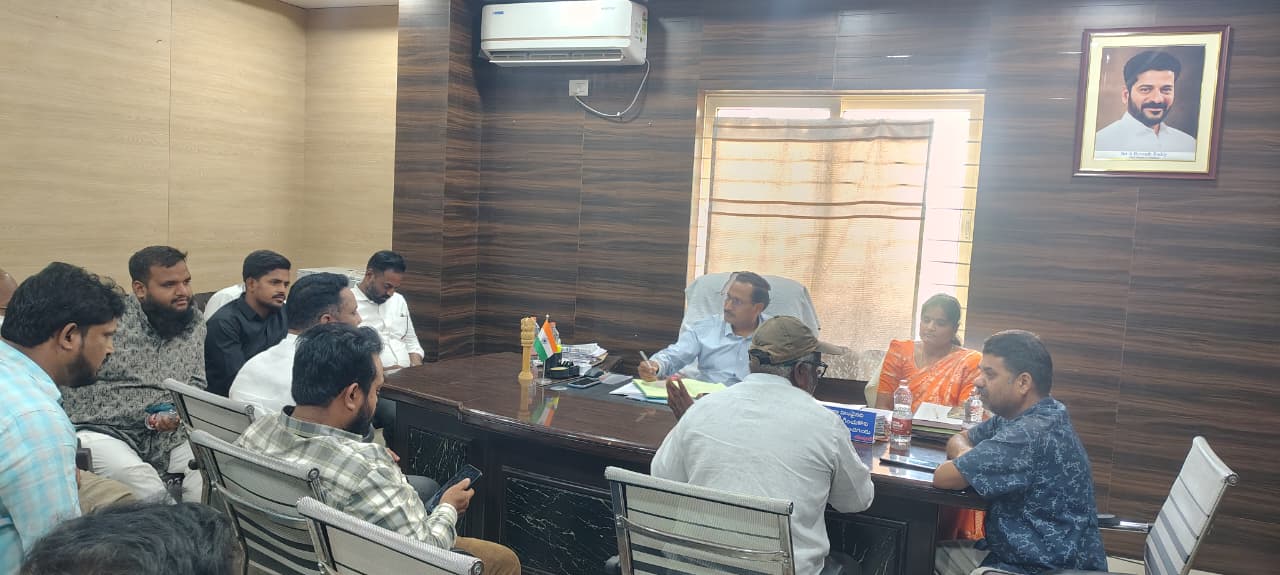 రూ. 15లక్షలకు మాంసం వ్యర్థాల వేలం