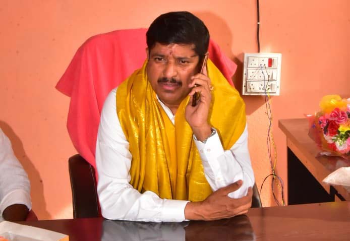 ఎరువుల అధిక ధరలపై ఉక్కుపాదం వేయండి
