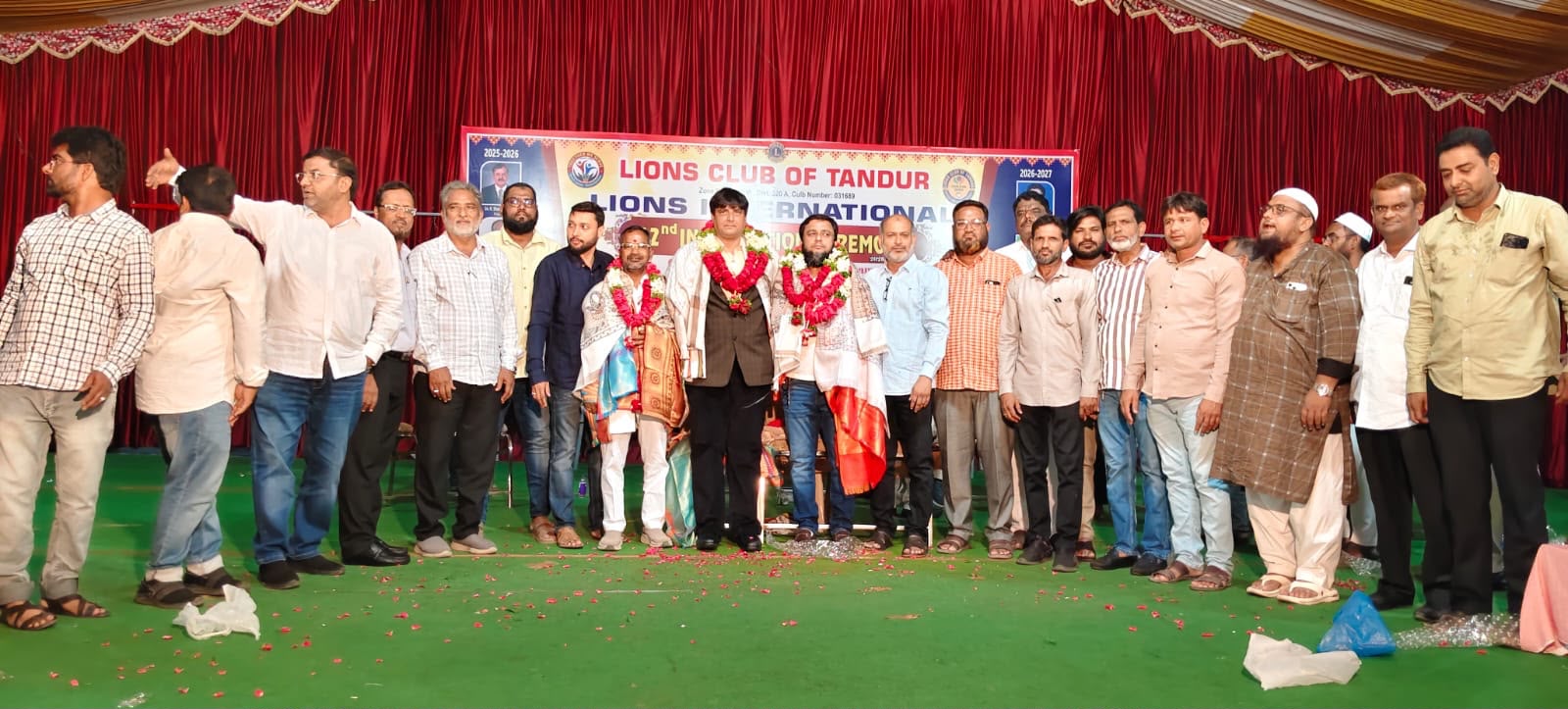 అంకిత భావంతో సమాజ సేవ