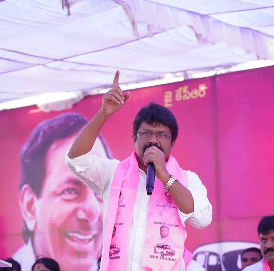 కాంగ్రెస్‌కు పోలీస్‌ యాక్టు లెక్కలేదా..!