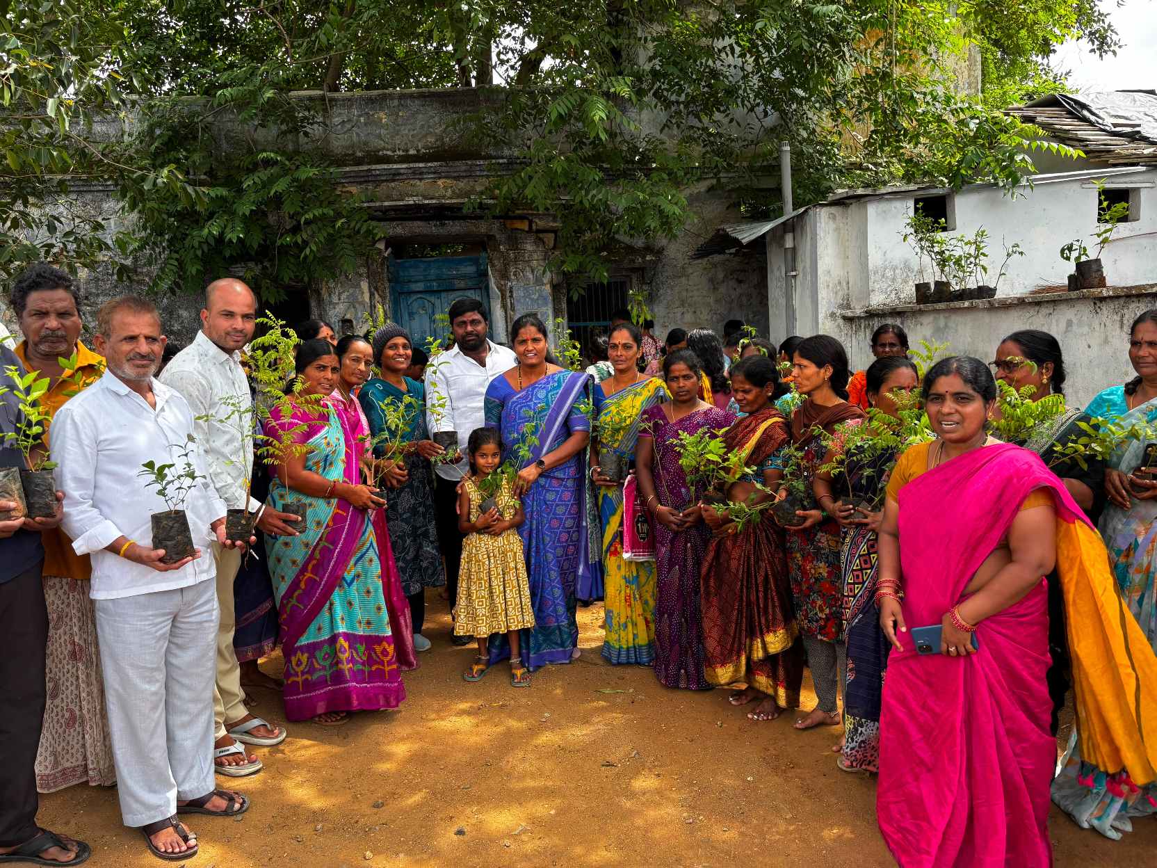 మొక్కలతోనే పర్యావరణ పరిరక్షణ