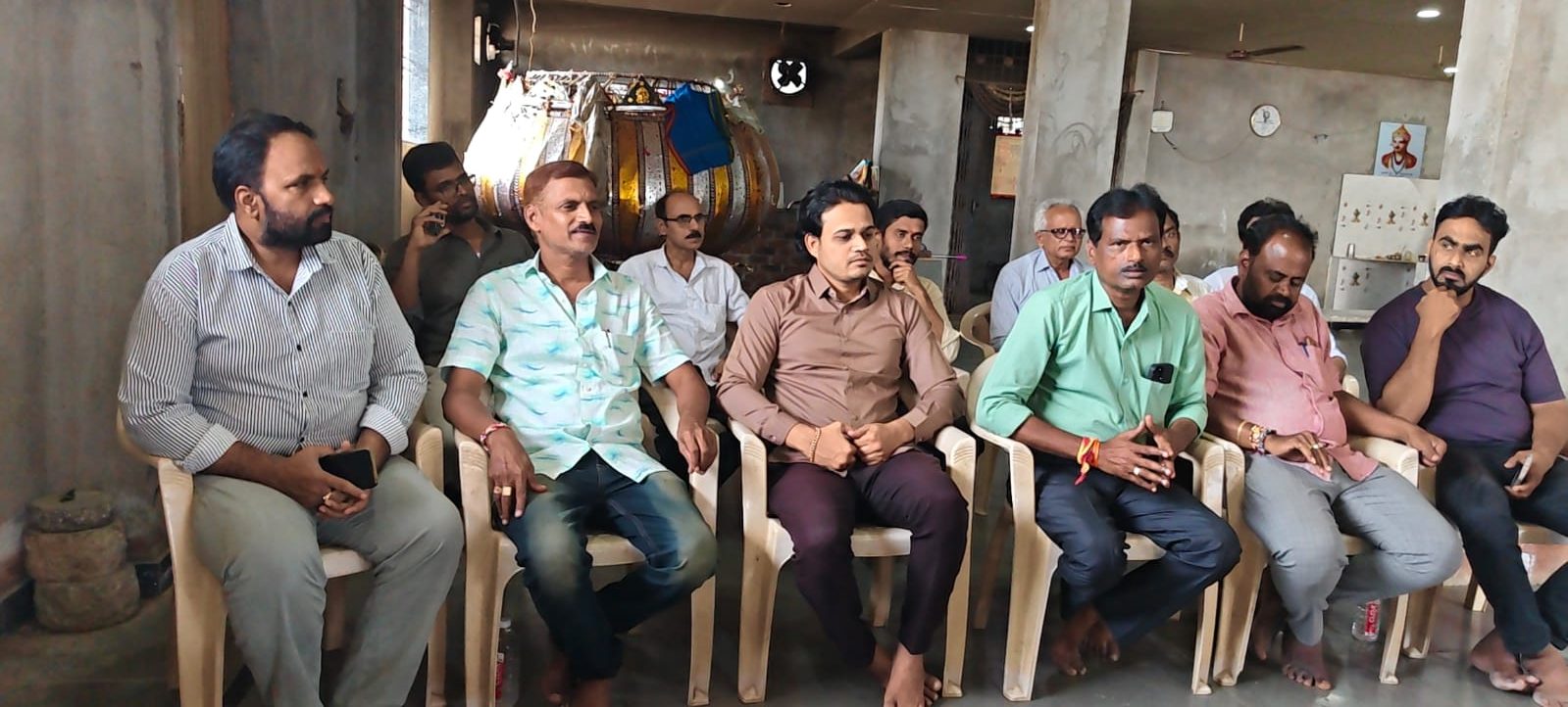 మచ్చలేని ఎమ్మెల్యే మనోహరన్న..!