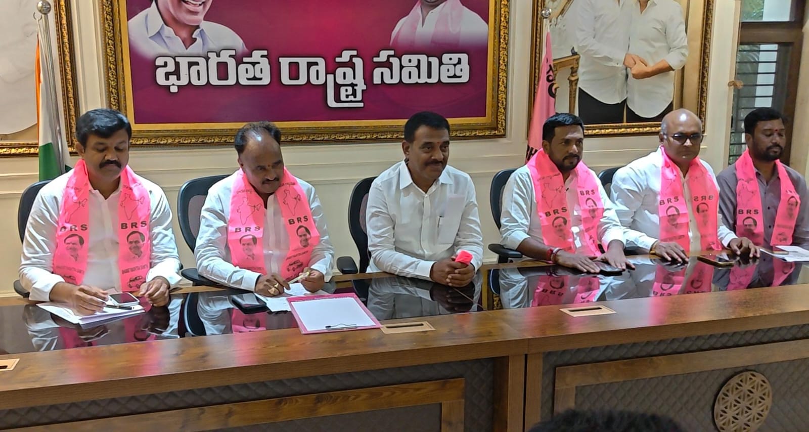 దోచుకోవడమే కాంగ్రెస్ కుట్ర..!